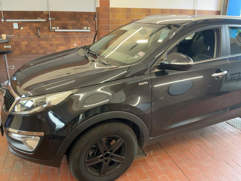 Kia Sportage 2.0 CRDi Dream Team 4WD 2015 – снимка 2