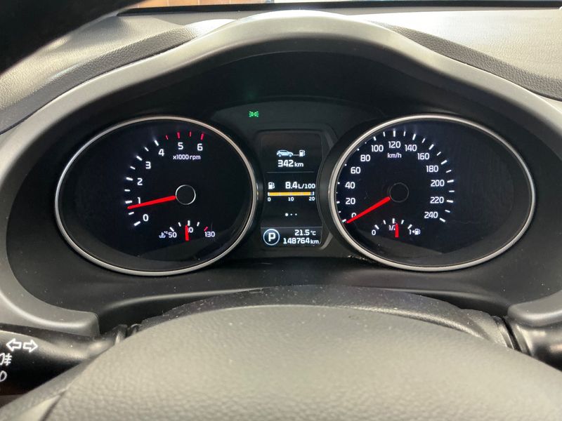 Kia Sportage 2.0 CRDi Dream Team 4WD 2015 – снимка 18