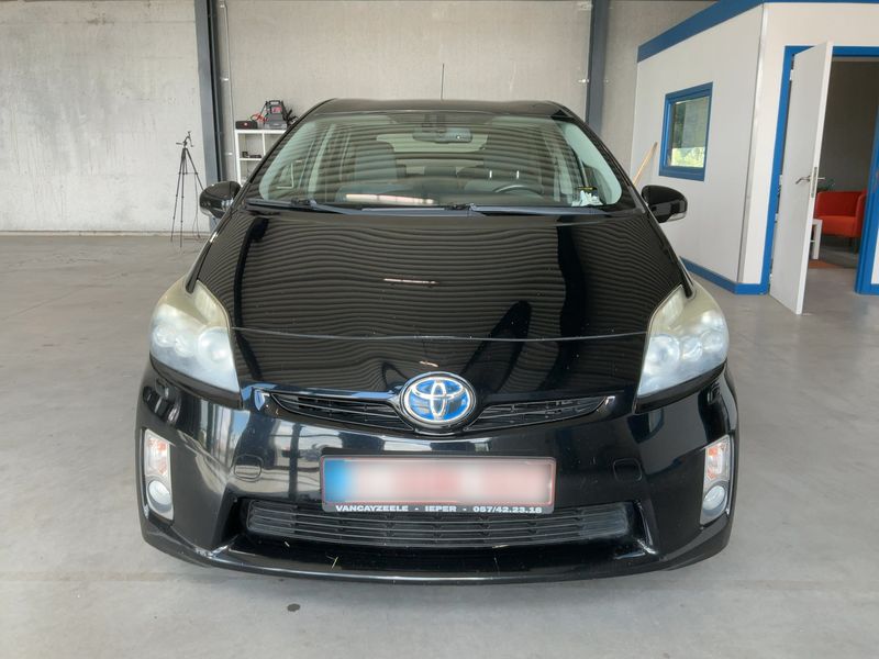Toyota Prius 1.8 Executive — zdjęcie 9