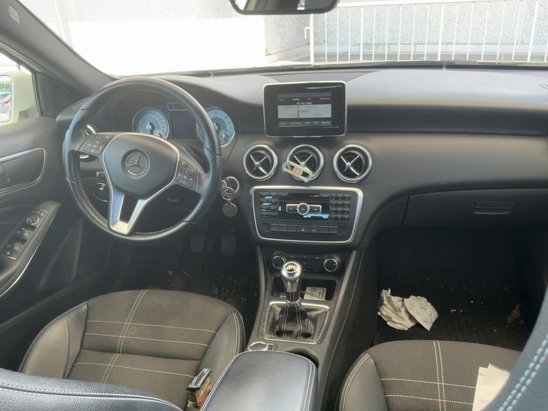 Mercedes-Benz A-Klasse A 200 CDI BlueEfficiency Urban — zdjęcie 12