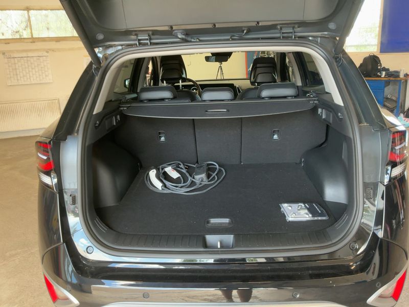 Kia Sportage 1.6 Plug-in Hybrid Spirit 4WD — zdjęcie 10