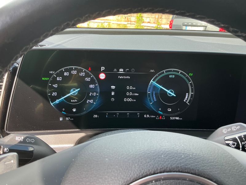 Kia Sportage 1.6 Plug-in Hybrid Spirit 4WD — zdjęcie 13