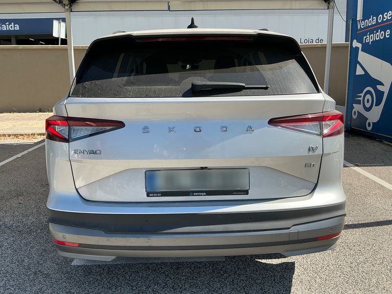 Skoda Enyaq iV 60 Loft — zdjęcie 5