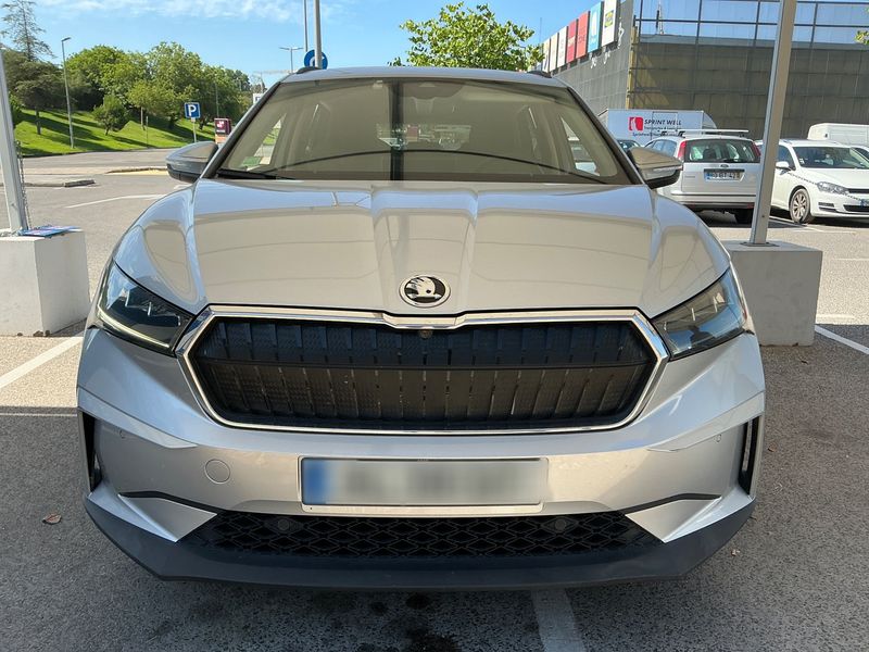 Skoda Enyaq iV 60 Loft — zdjęcie 9