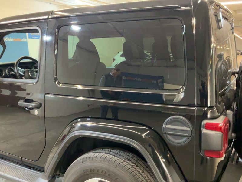 Jeep Wrangler 2.0 TGDi Sahara — zdjęcie 3