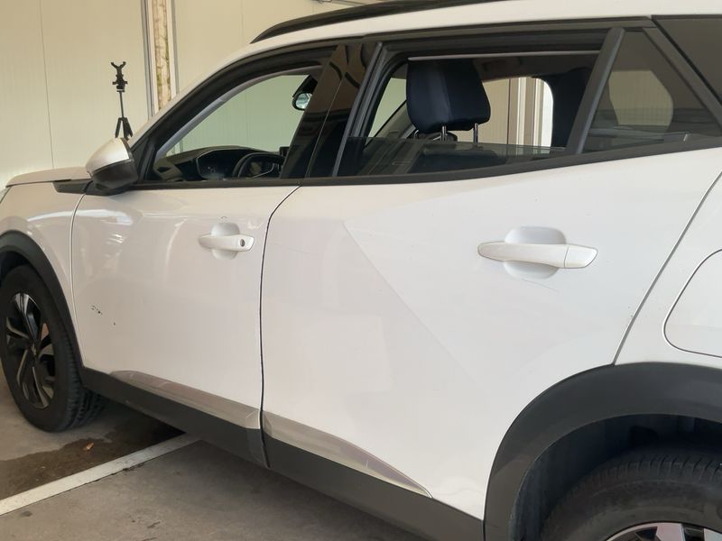 Peugeot 2008 1.5 Blue-HDi Allure — zdjęcie 4