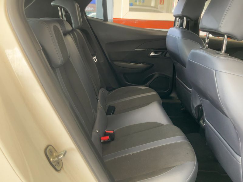 Peugeot 2008 1.5 Blue-HDi Allure — zdjęcie 14