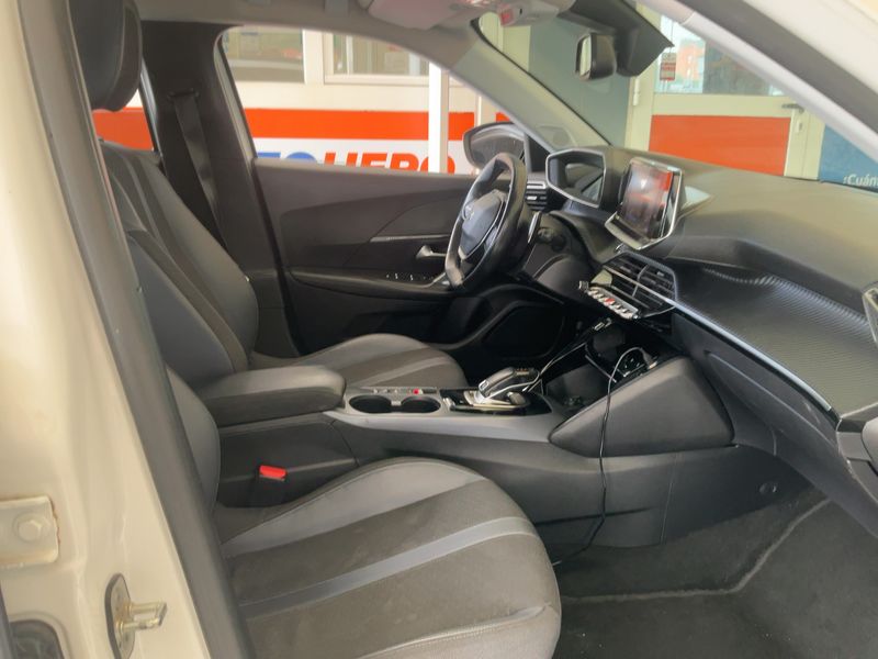 Peugeot 2008 1.5 Blue-HDi Allure — zdjęcie 11