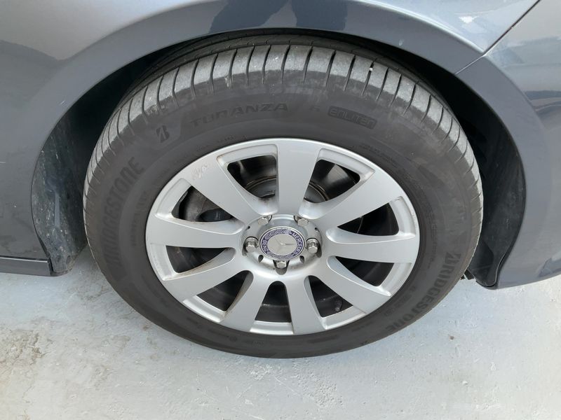 Mercedes-Benz E-Klasse E 200 CDI BlueTEC 2015 – снимка 11