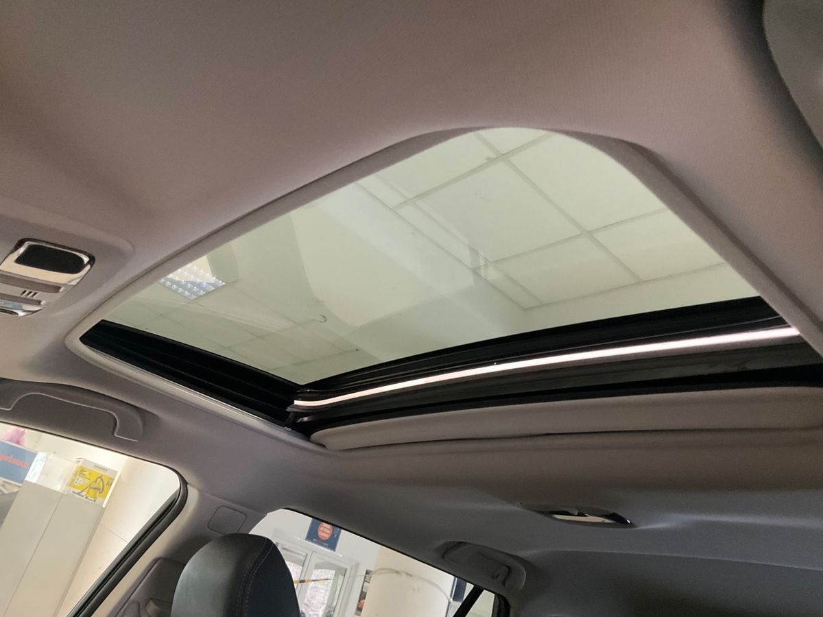Subaru Outback 2016 — photo 40