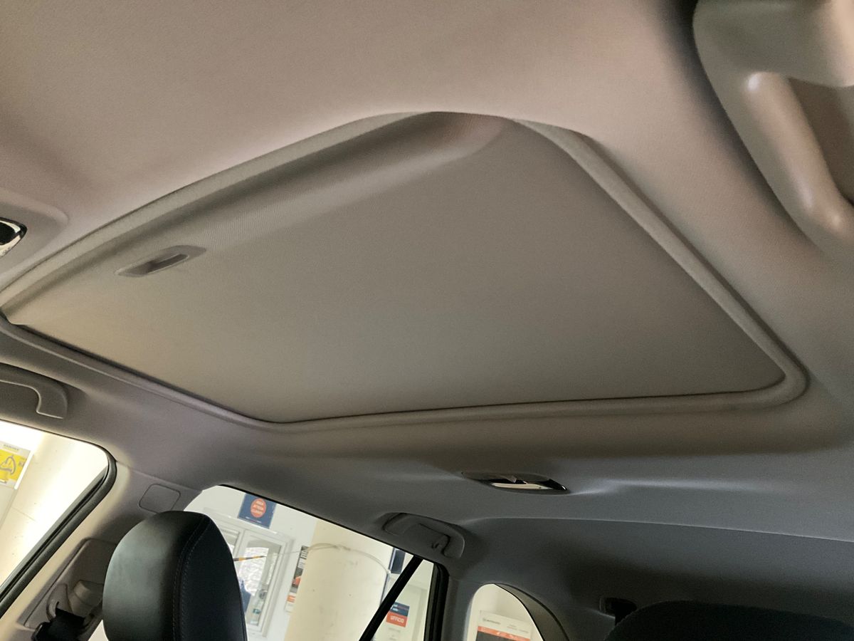 Subaru Outback 2016 — photo 35