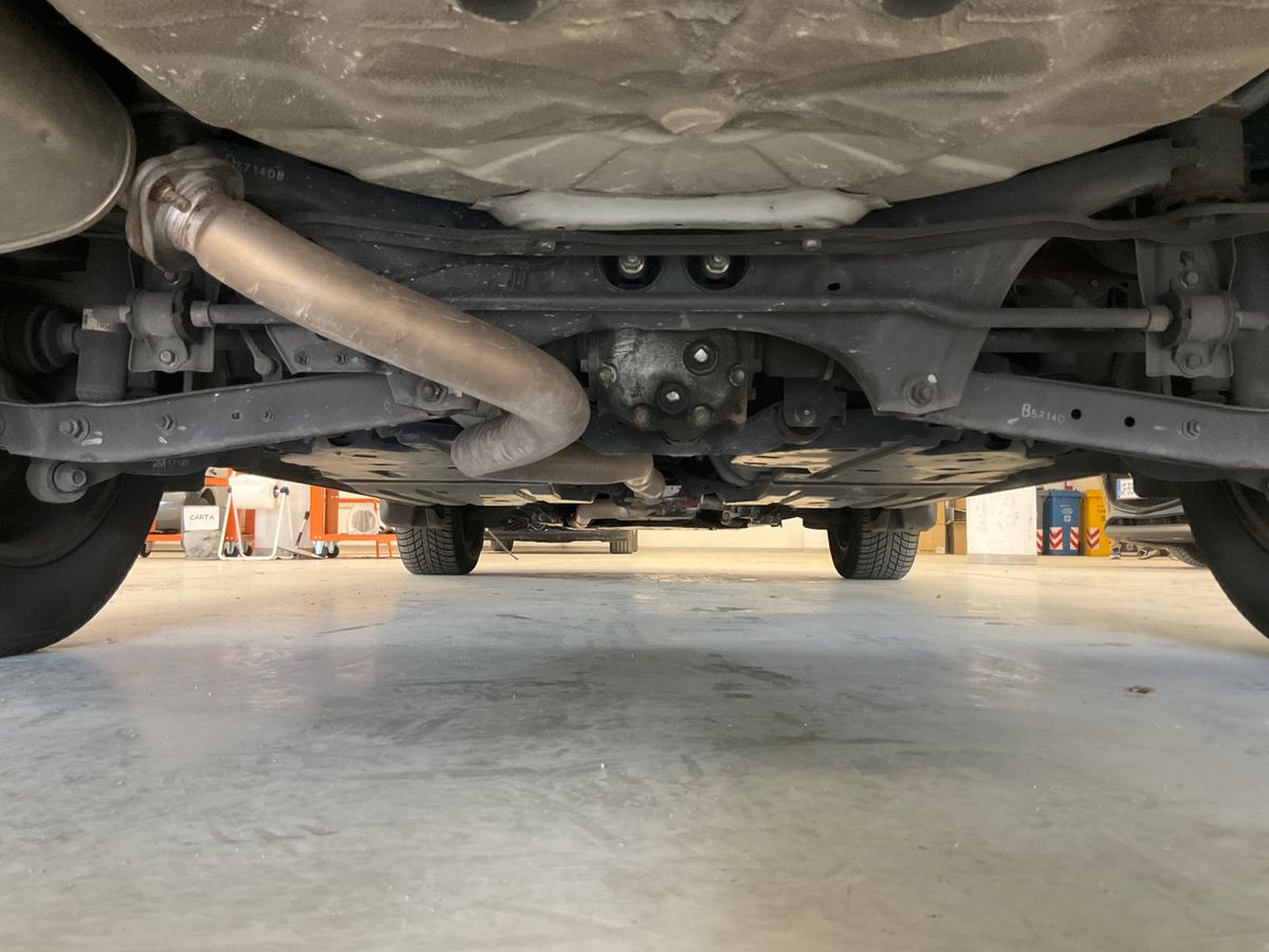 Subaru Outback 2016 — photo 39