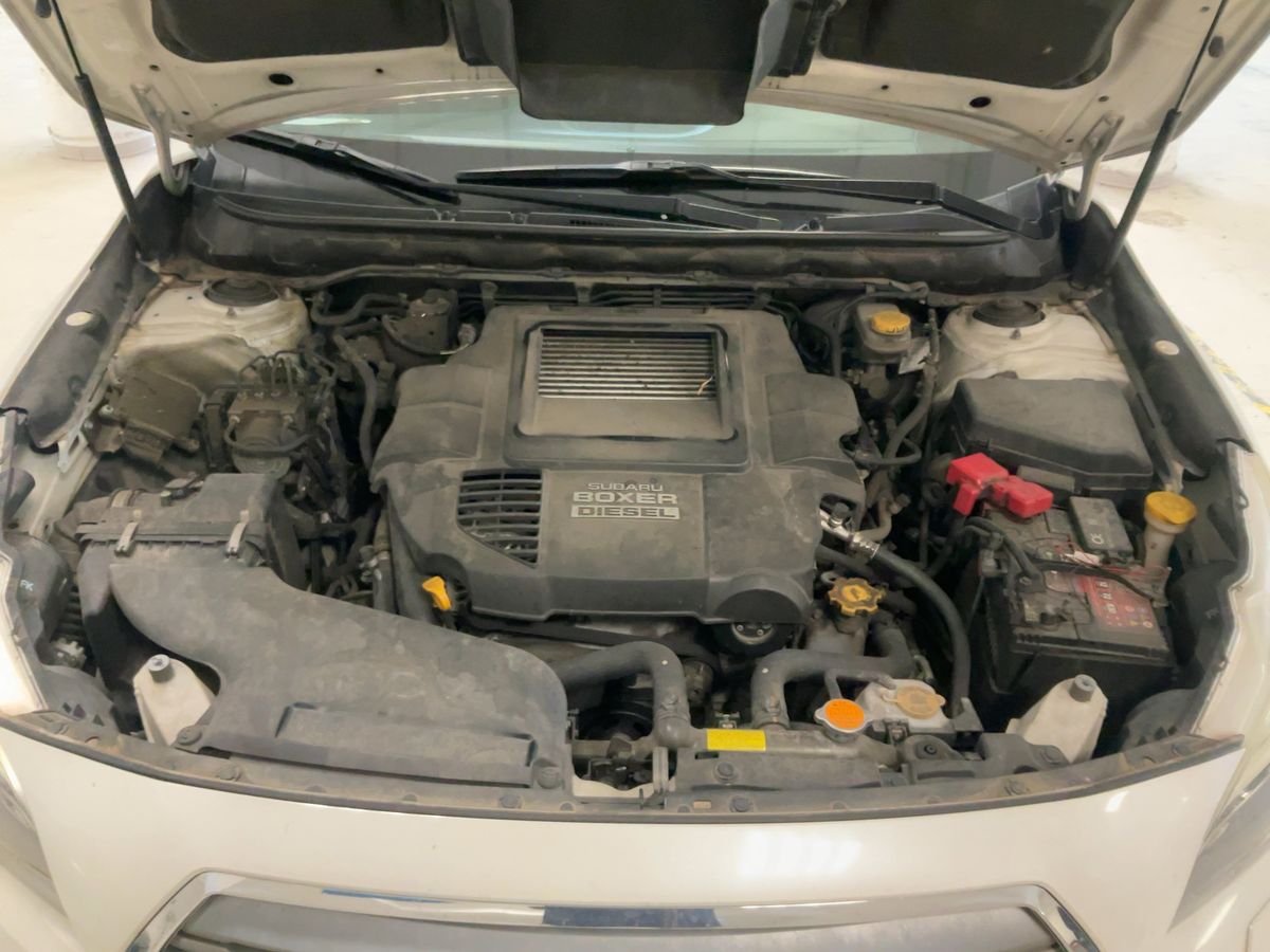 Subaru Outback 2016 — photo 37