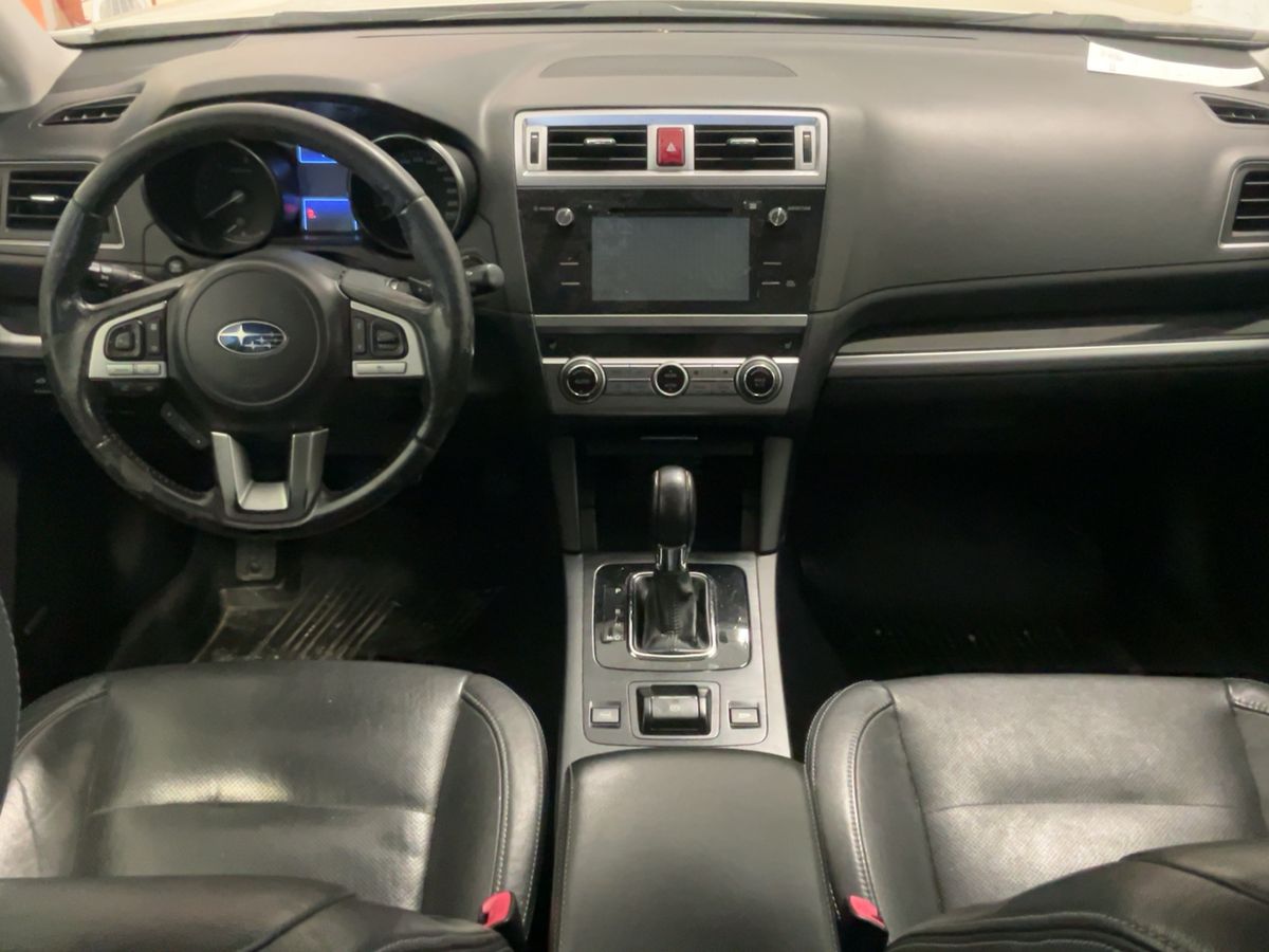 Subaru Outback 2016 — photo 18