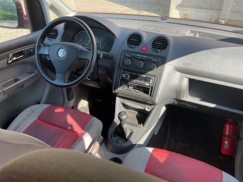 Volkswagen Caddy 1.9 TDI Maxi Life — zdjęcie 12