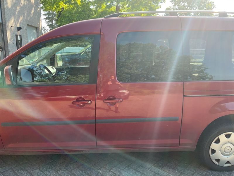 Volkswagen Caddy 1.9 TDI Maxi Life — zdjęcie 4