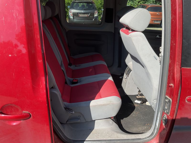 Volkswagen Caddy 1.9 TDI Maxi Life — zdjęcie 14