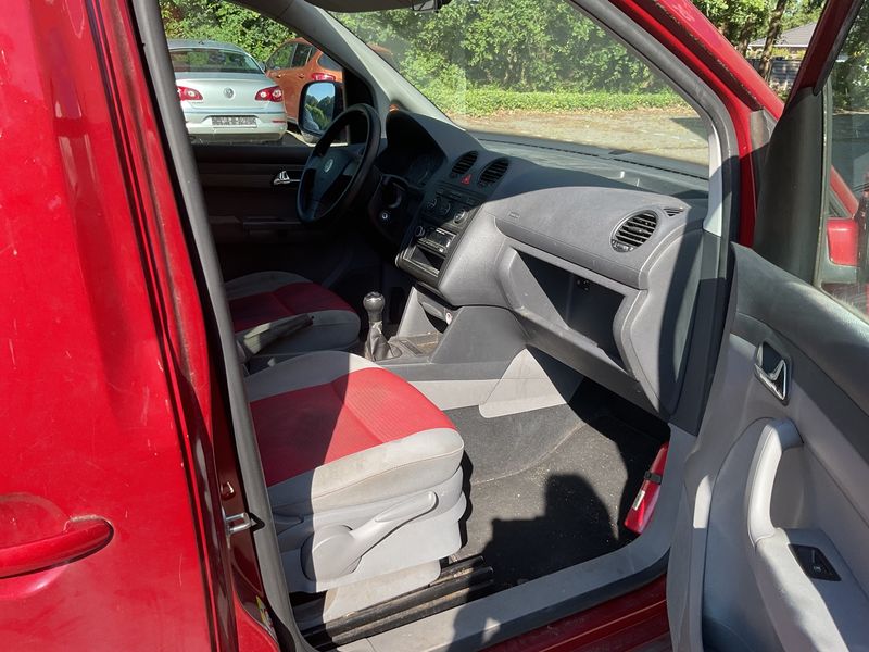Volkswagen Caddy 1.9 TDI Maxi Life — zdjęcie 11