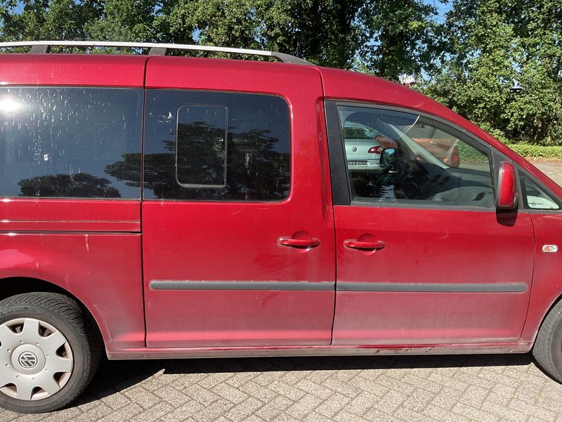 Volkswagen Caddy 1.9 TDI Maxi Life — zdjęcie 7