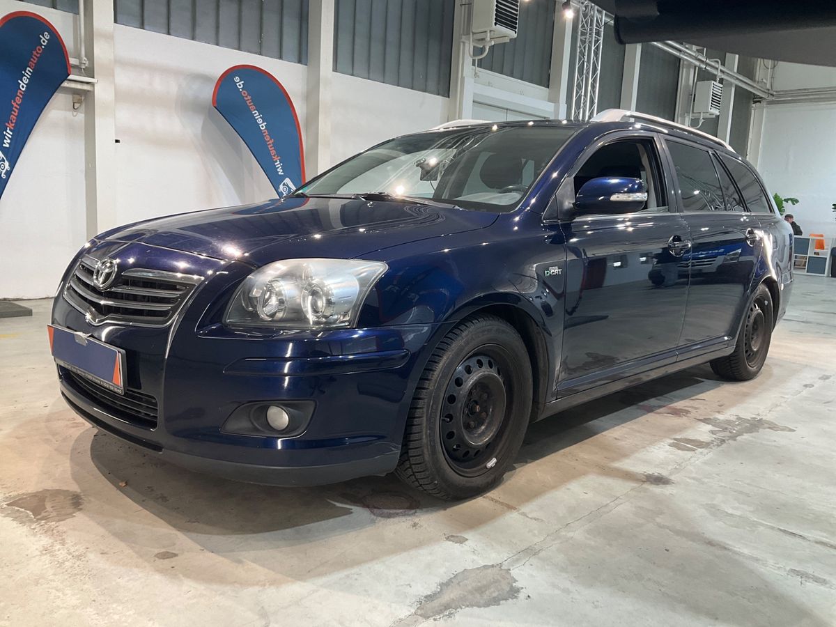 Toyota Avensis 2.2 D-4D D-Cat Executive