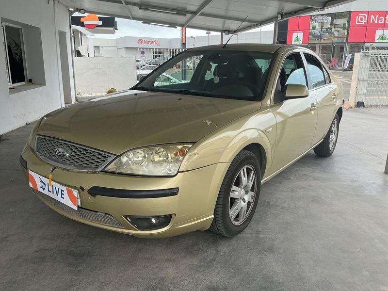 Ford Mondeo 2.0 TDCi Ghia — zdjęcie 1