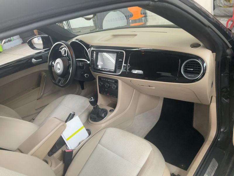 Volkswagen Beetle 1.2 TSI Design BlueMotion Tech — zdjęcie 12