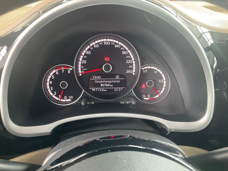 Volkswagen Beetle 1.2 TSI Design BlueMotion Tech — zdjęcie 13
