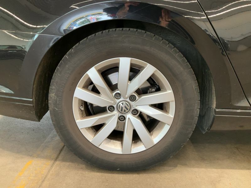 Volkswagen Passat 2.0 TDI Comfortline BlueMotion Tech 2018 – снимка 9