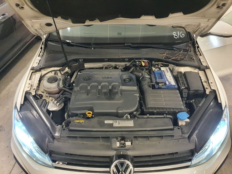 Volkswagen Golf VII 2.0 TDI Sport — zdjęcie 8