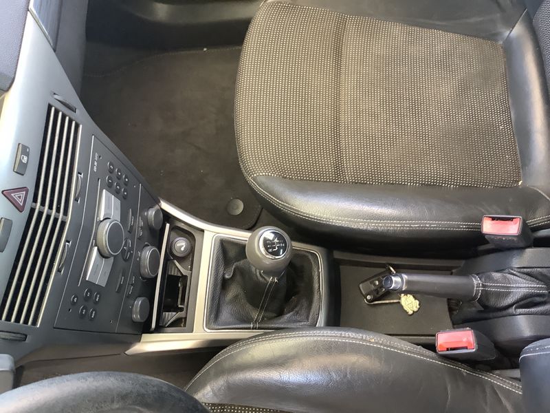 Opel Astra 1.4 Basis 2004 – снимка 33