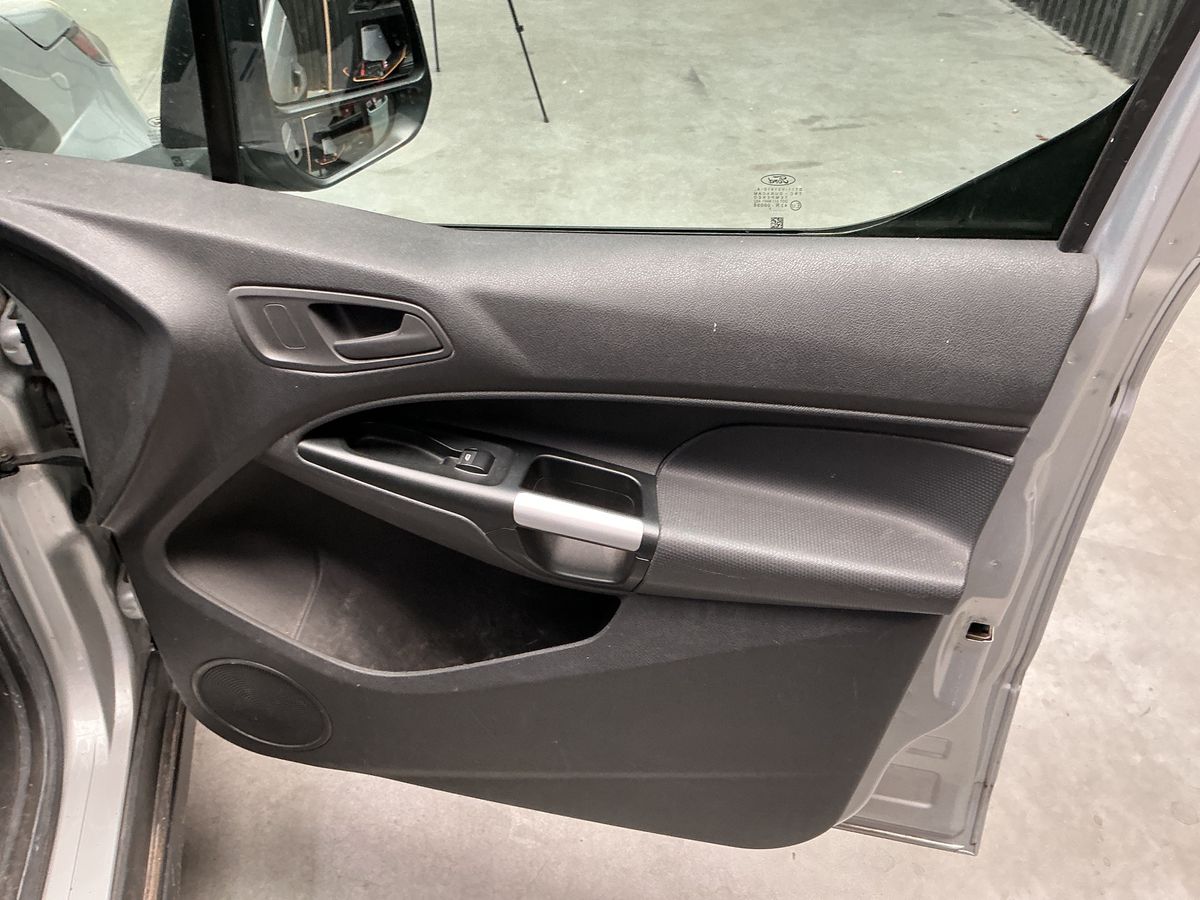 Ford Transit 2017 — photo 33
