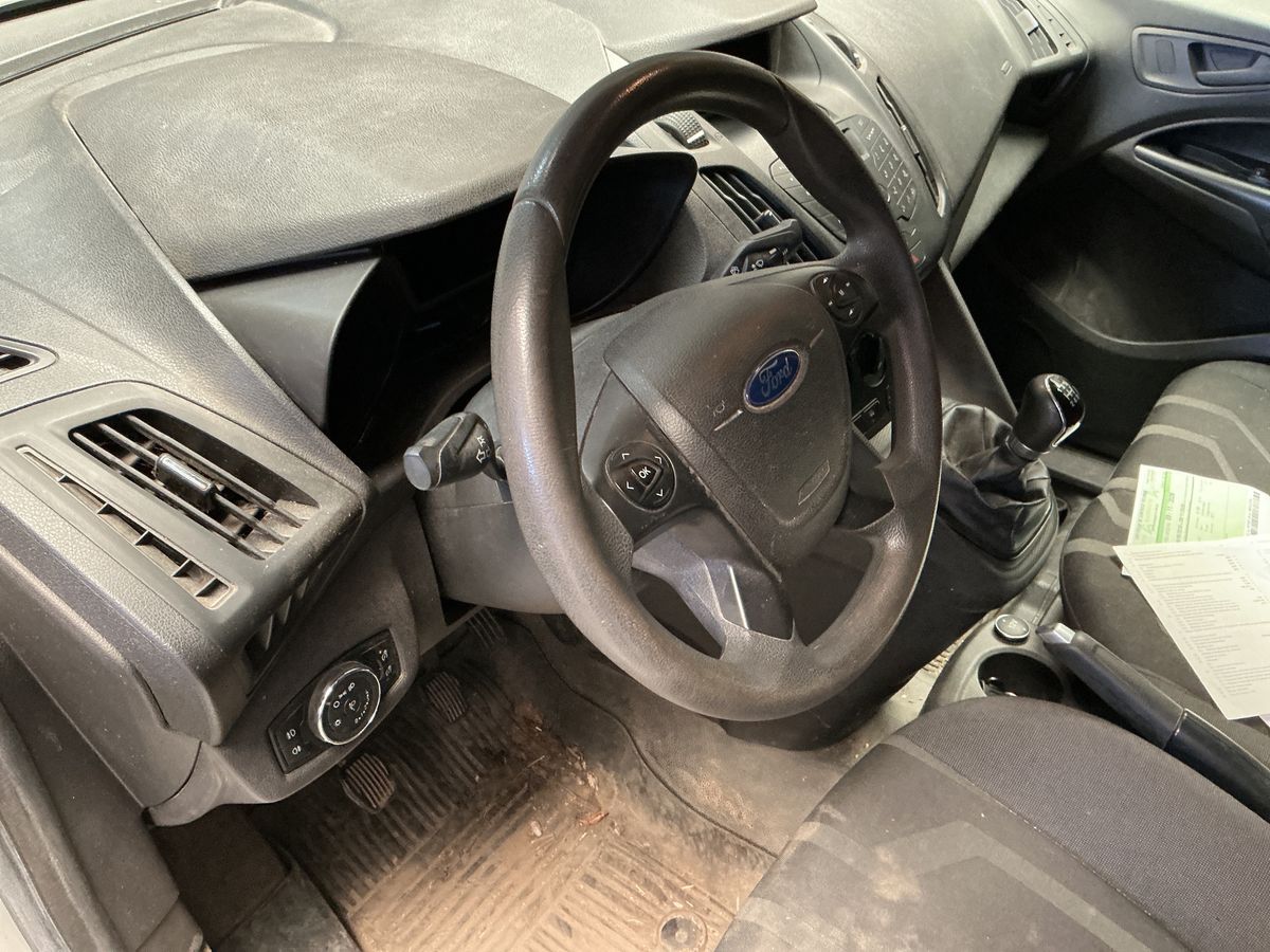 Ford Transit 2017 — photo 38