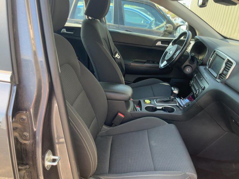 Kia Sportage 1.7 CRDi Active 2WD 2018 – снимка 16