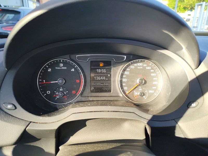 Audi Q3 2.0 TDI Design — zdjęcie 12