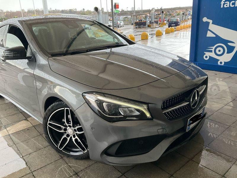 Mercedes-Benz CLA-Klasse CLA 200 d Premium — zdjęcie 8
