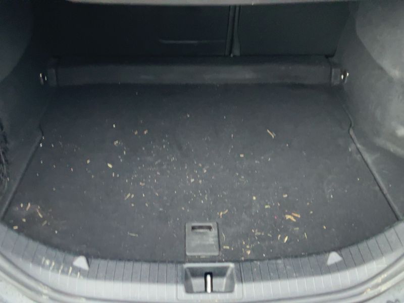 Mercedes-Benz CLA-Klasse CLA 200 d Premium — zdjęcie 10