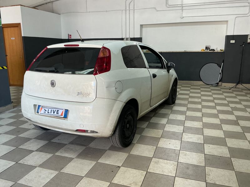 Fiat Grande Punto 1.3 JTD Active — zdjęcie 2