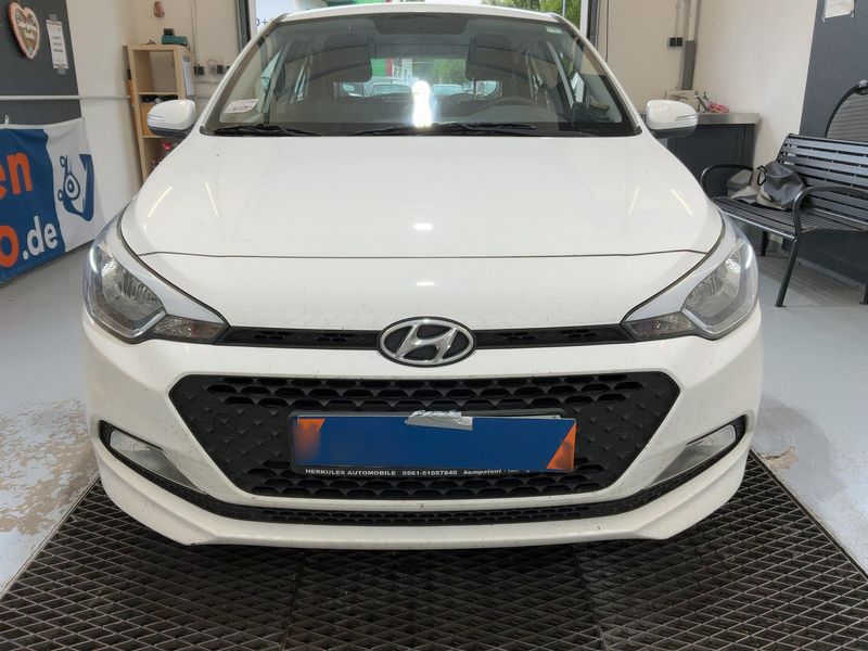 Hyundai i20 1.2 Life — zdjęcie 9