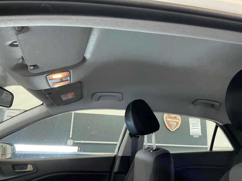 Hyundai i20 1.2 Life 2017 – снимка 36