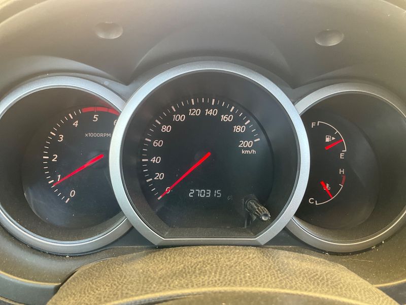 Suzuki Grand Vitara 1.9 DDiS JLX — zdjęcie 4