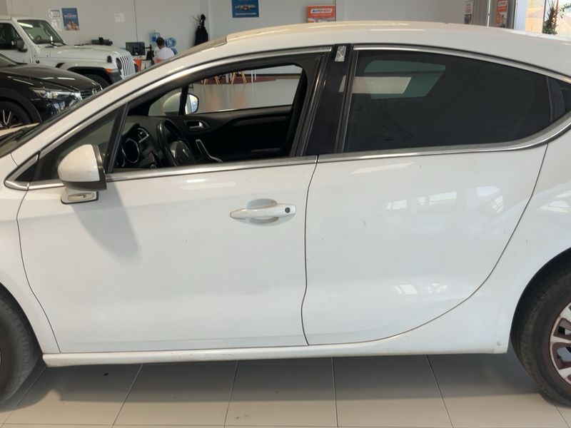 Citroen DS4 1.6 HDi Design — zdjęcie 4