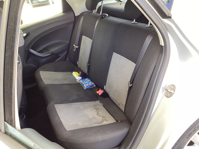 Seat Ibiza 1.4 TDI Reference Business — zdjęcie 14