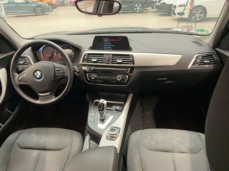 BMW 1er 118i — zdjęcie 12