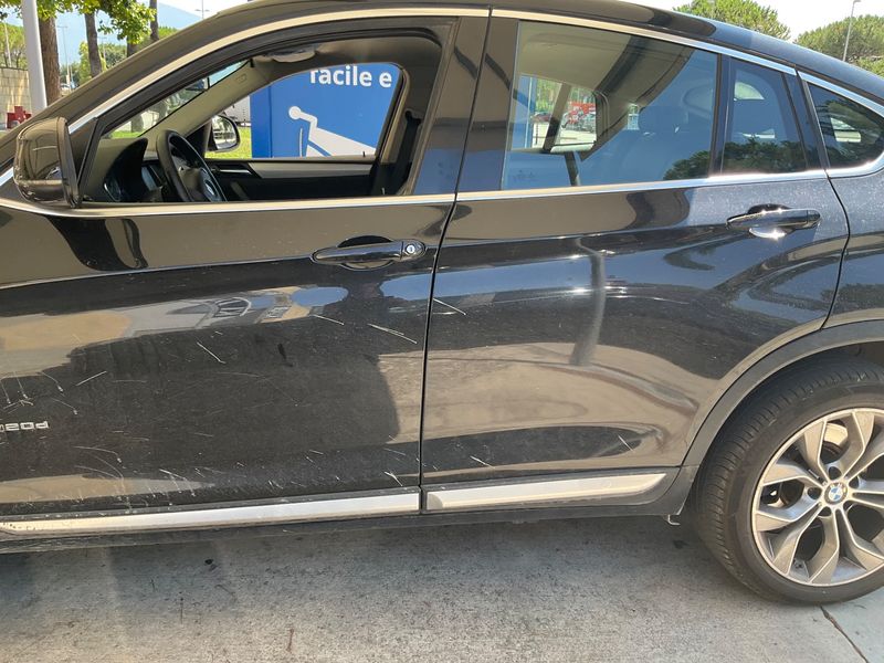 BMW X4 xDrive 20d — zdjęcie 4