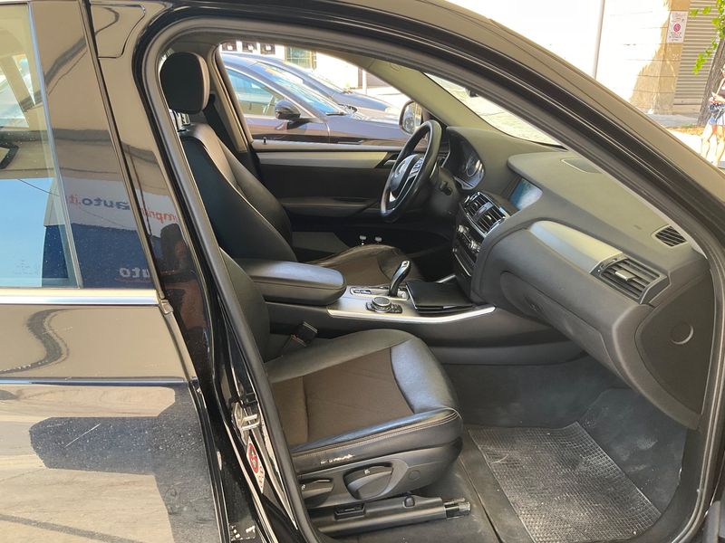 BMW X4 xDrive 20d — zdjęcie 11