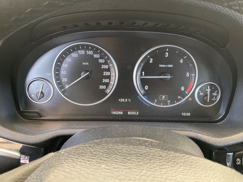 BMW X4 xDrive 20d — zdjęcie 13