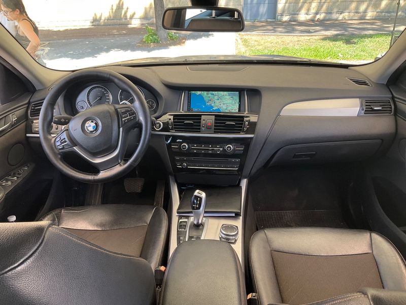 BMW X4 xDrive 20d — zdjęcie 12