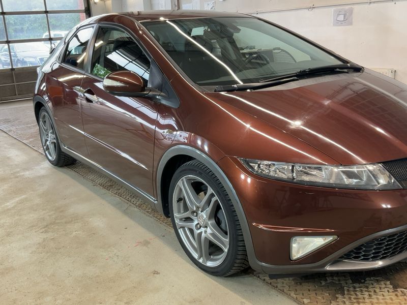 Honda Civic 1.8 VTEC Sport — zdjęcie 8