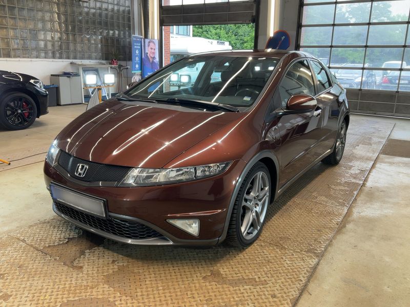 Honda Civic 1.8 VTEC Sport — zdjęcie 1