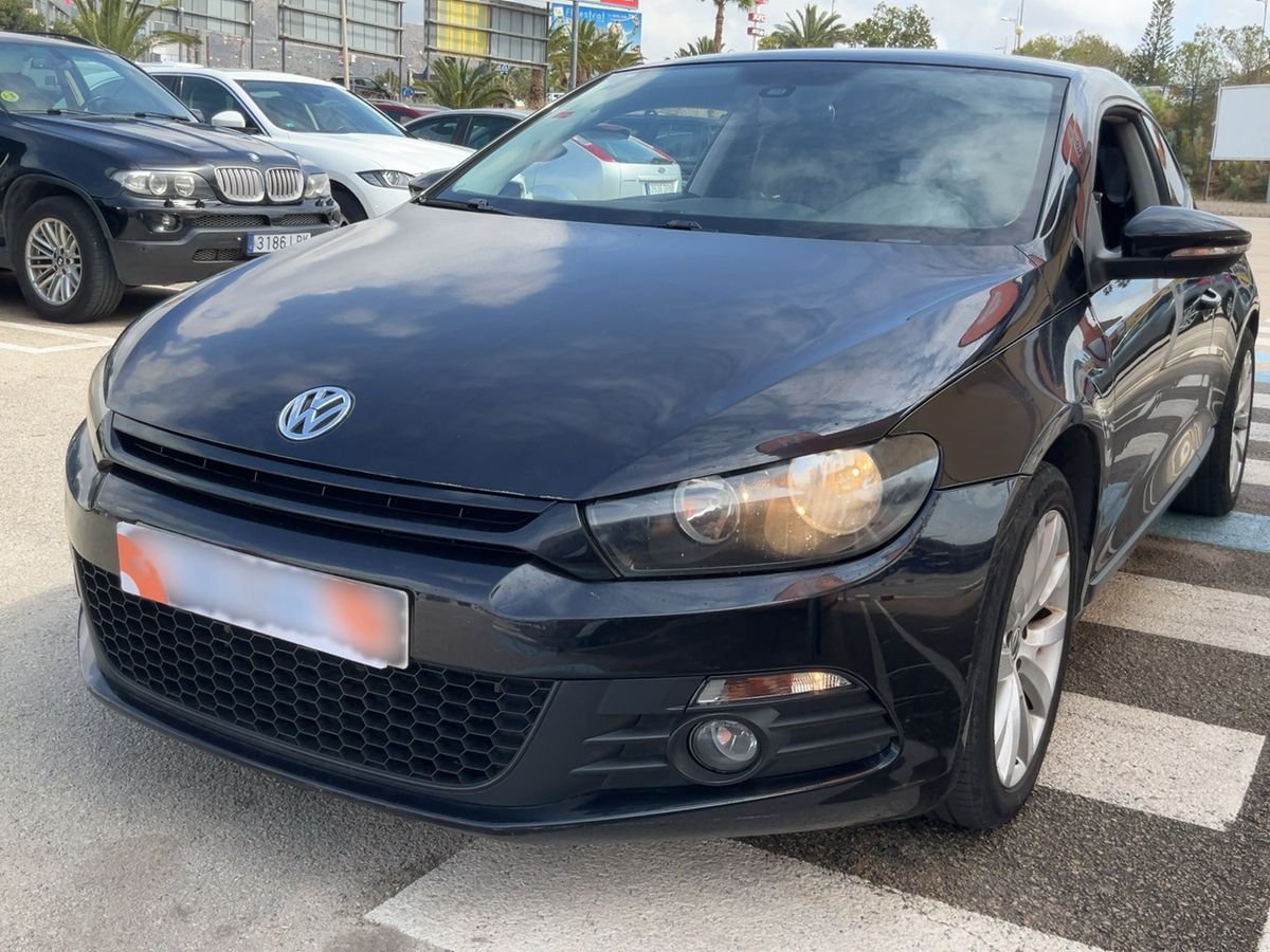 Volkswagen Scirocco 2011 — photo 1